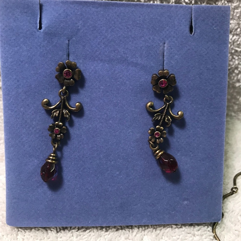 Vintage Scroll Necklace & Earring Giftset By Avon - Picture 6 of 16